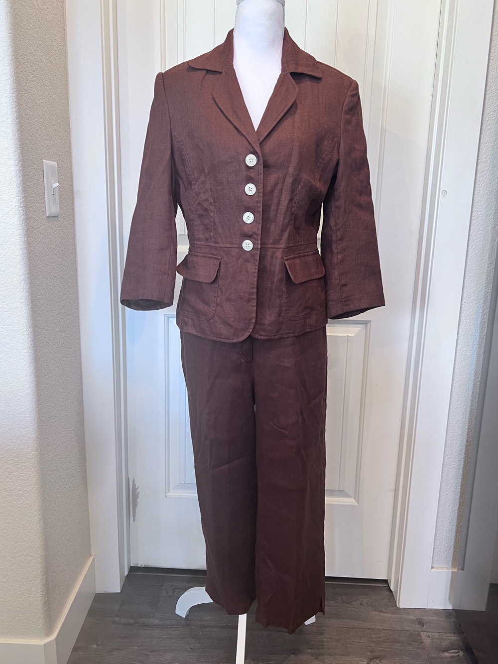 Vintage JG Hook Two-Piece Linen Suit Pants & Jacket Polyester Lined Sz 10